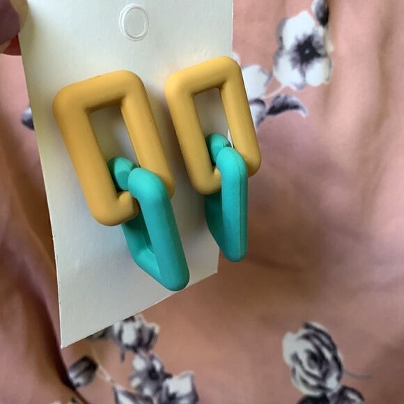 Geometric earrings  - Picture 4 of 6